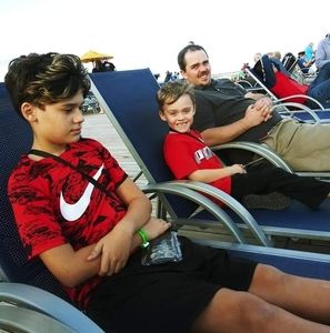 Meet your Posher, Todd